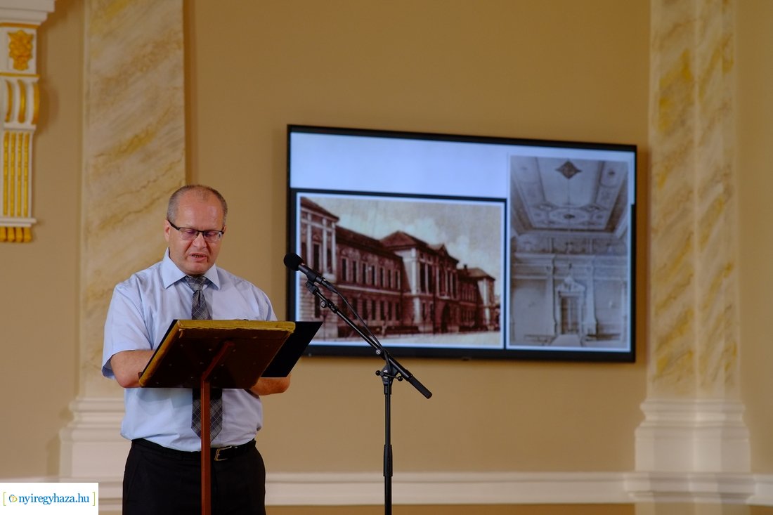 Díszterem átadó az evangélikus iskolában