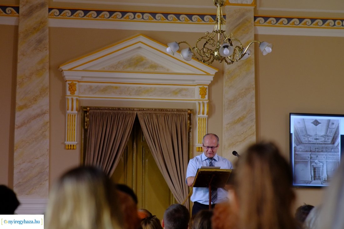 Díszterem átadó az evangélikus iskolában