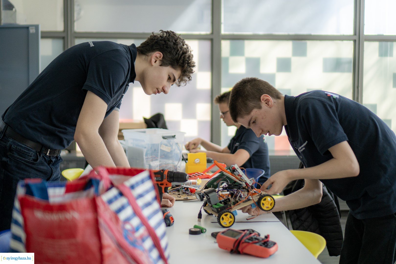 DKC ADVANCED robotverseny a Digitális Tudásközpontban