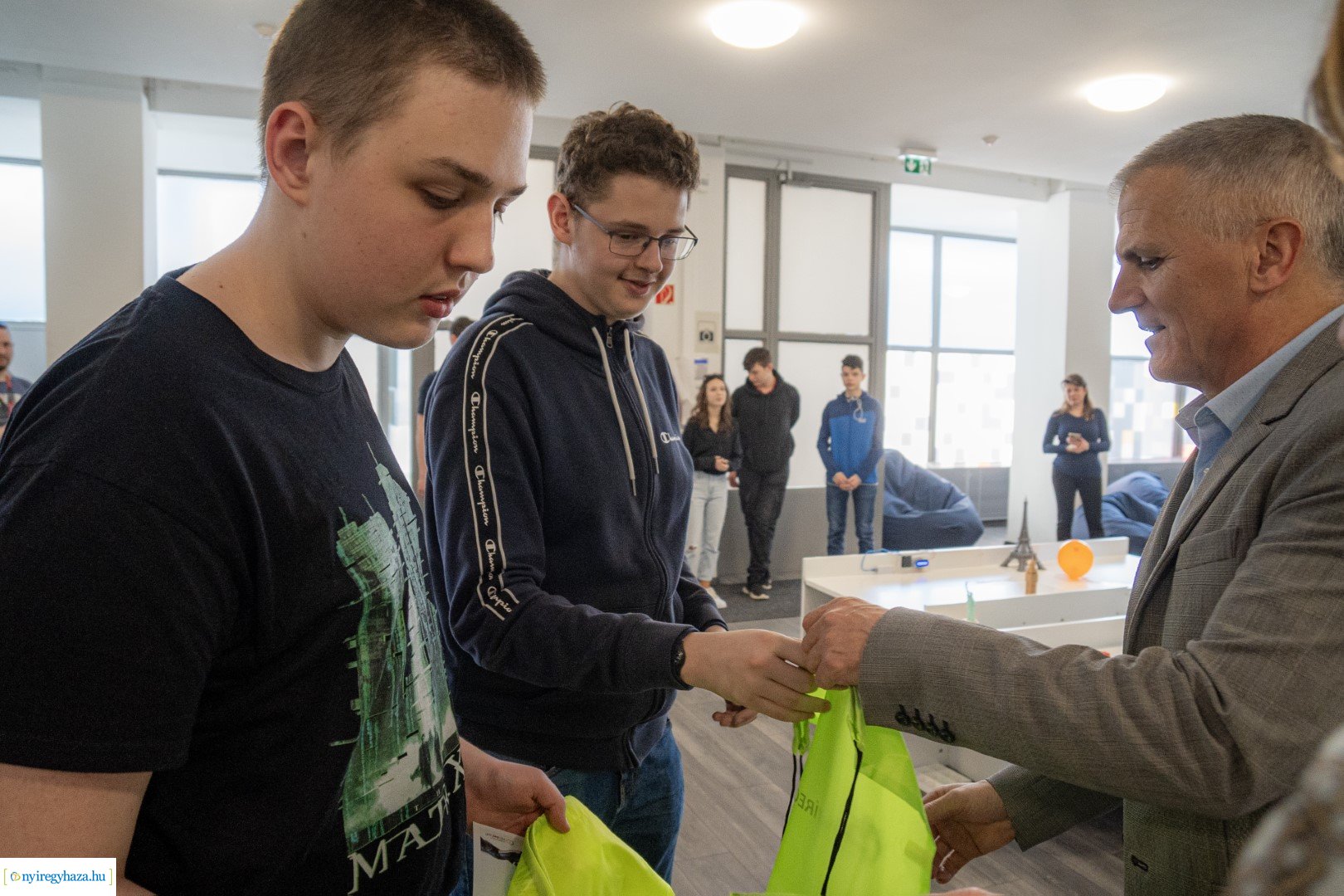 DKC ADVANCED robotverseny a Digitális Tudásközpontban