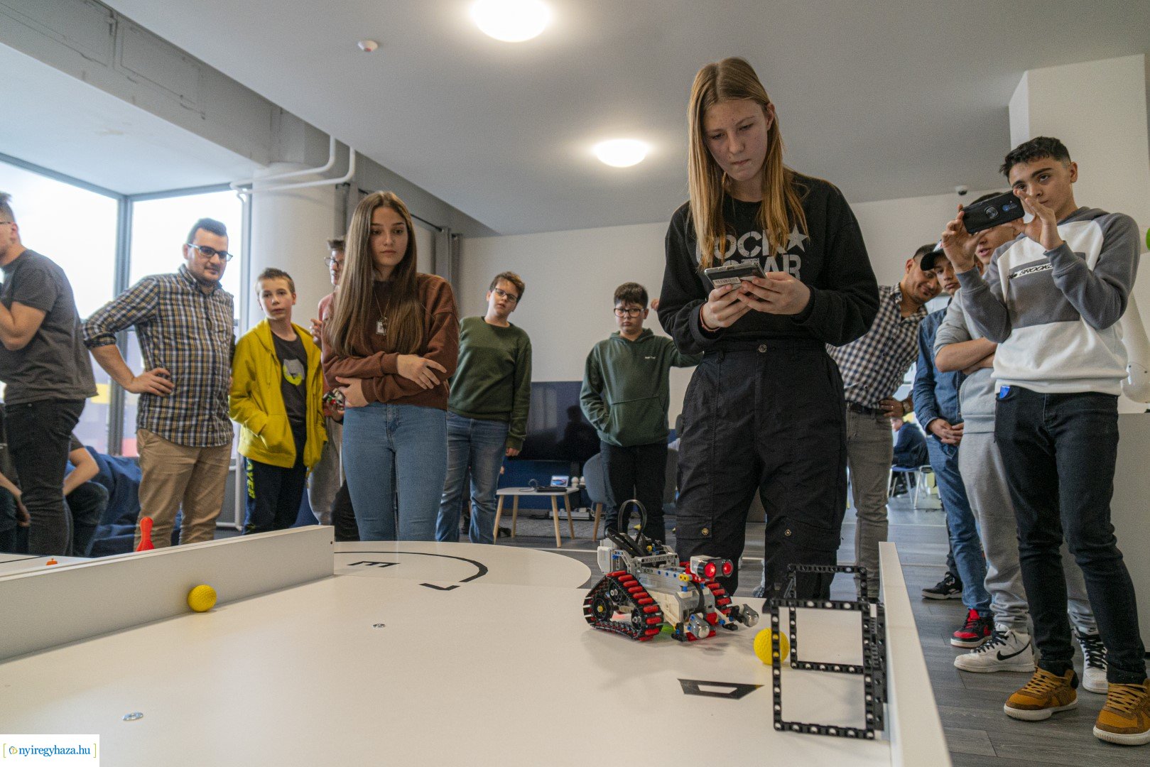 DKC Robotika verseny a Digitális Tudásközpontban