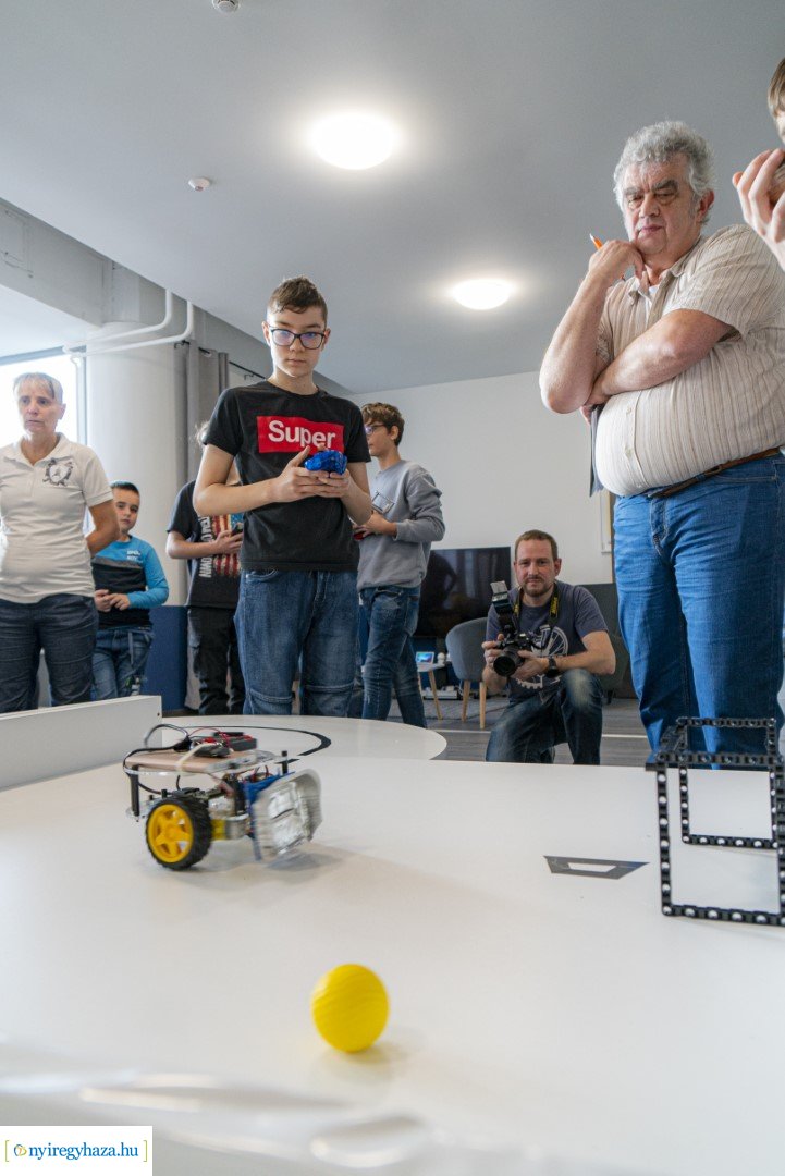DKC Robotika verseny a Digitális Tudásközpontban