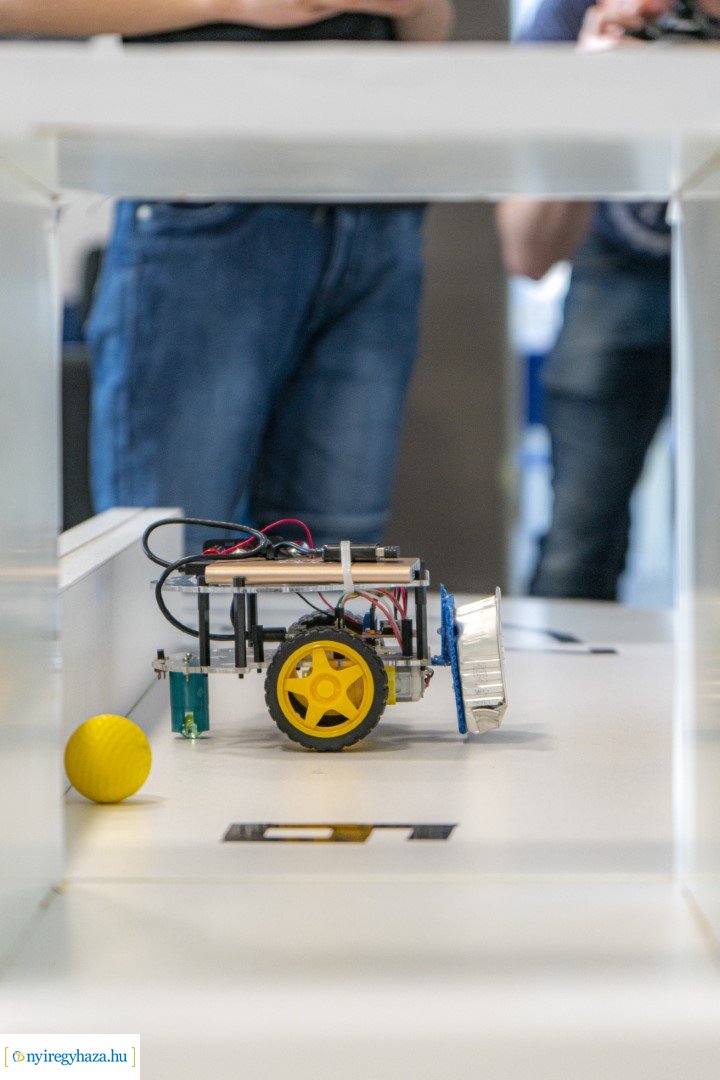 DKC Robotika verseny a Digitális Tudásközpontban