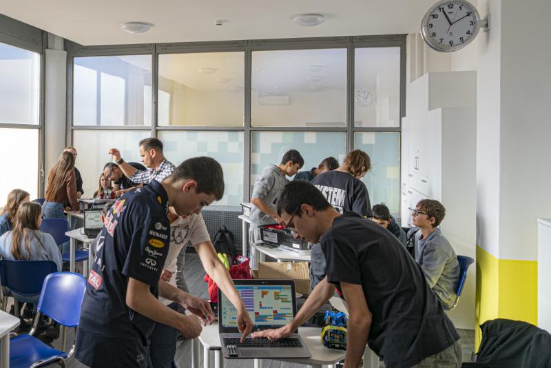 DKC Robotika verseny a Digitális Tudásközpontban