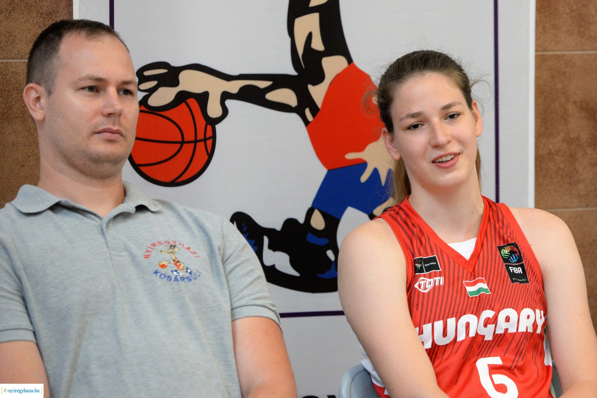 Dobó Lilla kosárlabdázó  hazaérkezett a korosztályos Európa - bajnokságról