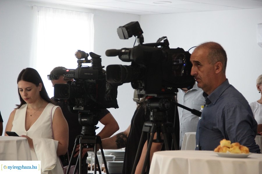 Dolgozói apartman átadó