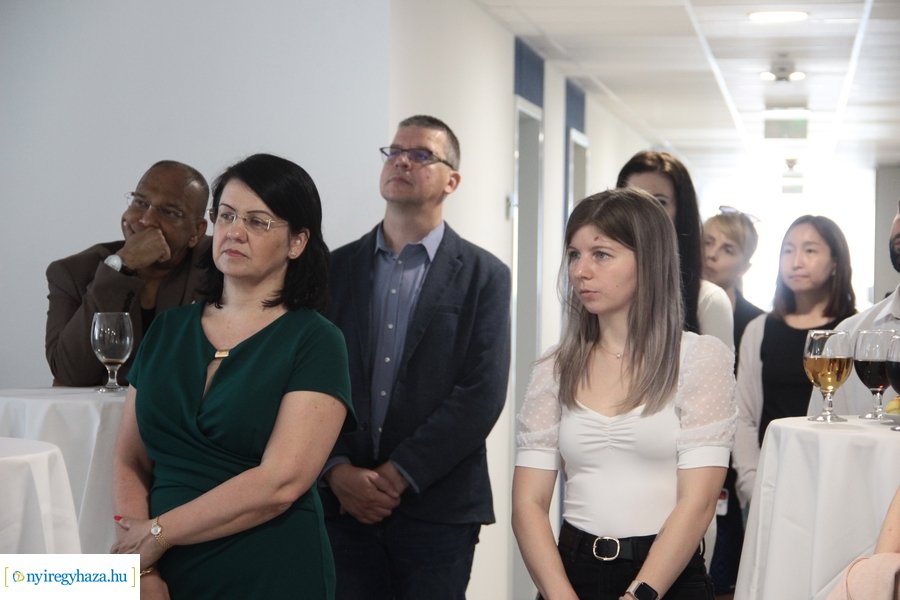 Dolgozói apartman átadó