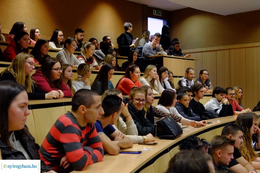 Dr György László látogatása az egyetemen