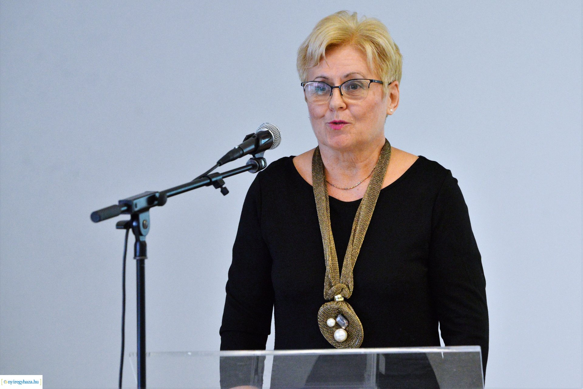 Dr. Adorján Gusztáv emlékülés és emlékérem avatás