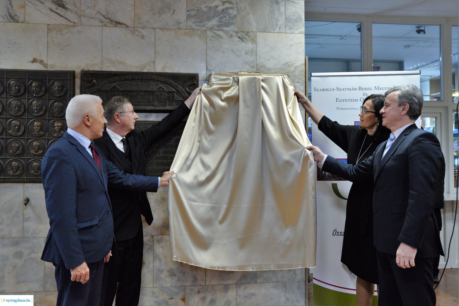 Dr. Adorján Gusztáv emlékülés és emlékérem avatás