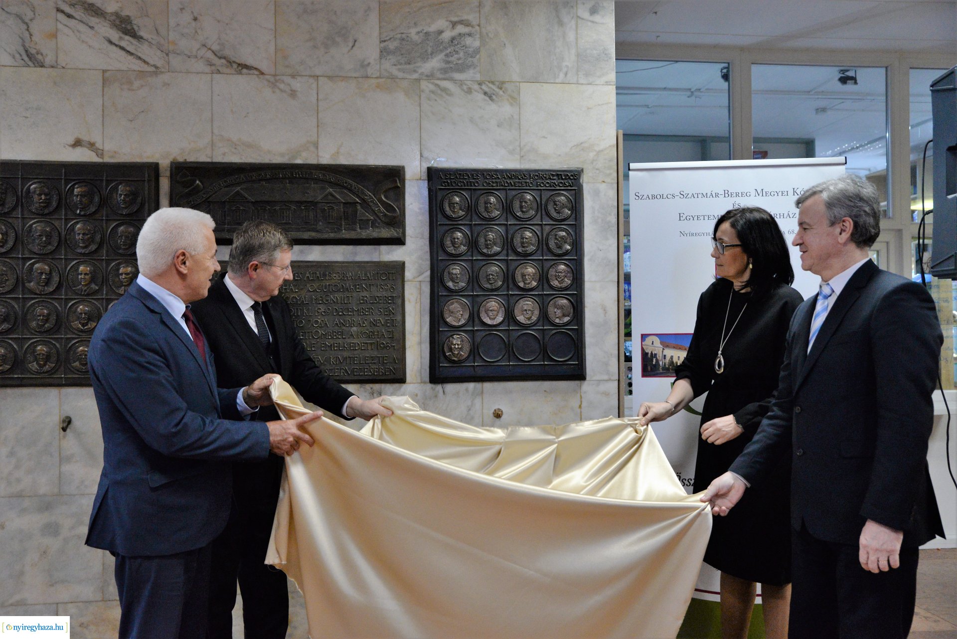 Dr. Adorján Gusztáv emlékülés és emlékérem avatás