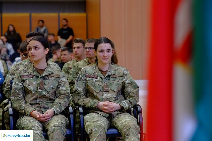 Dr. Ruszin-Szendi Romulusz előadása az egyetemen 20230413