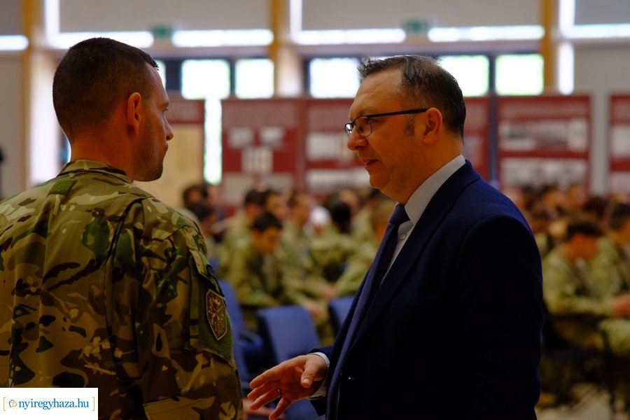 Dr. Ruszin-Szendi Romulusz előadása az egyetemen 20230413