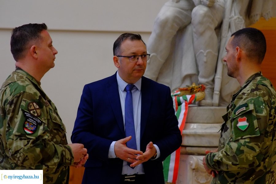 Dr. Ruszin-Szendi Romulusz előadása az egyetemen 20230413