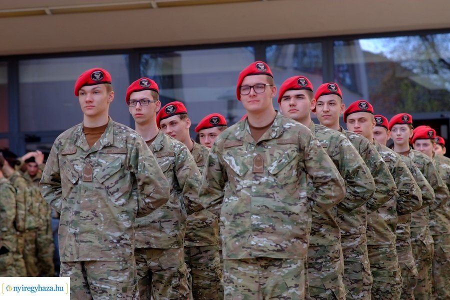 Dr. Ruszin-Szendi Romulusz előadása az egyetemen 20230413