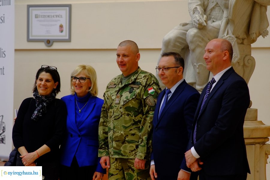 Dr. Ruszin-Szendi Romulusz előadása az egyetemen 20230413