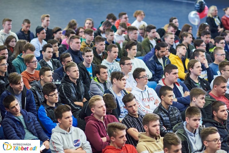 Dr. Zacher Gábor Nyíregyházán