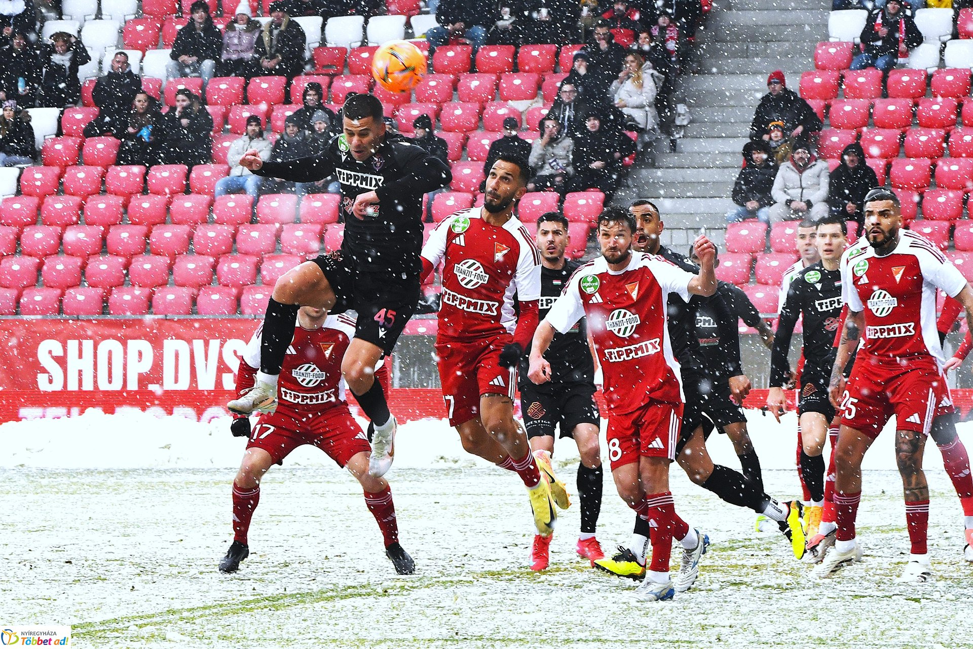 DVSC-Nyíregyháza Spartacus FC labdarúgó mérkőzés 2025. tavasz