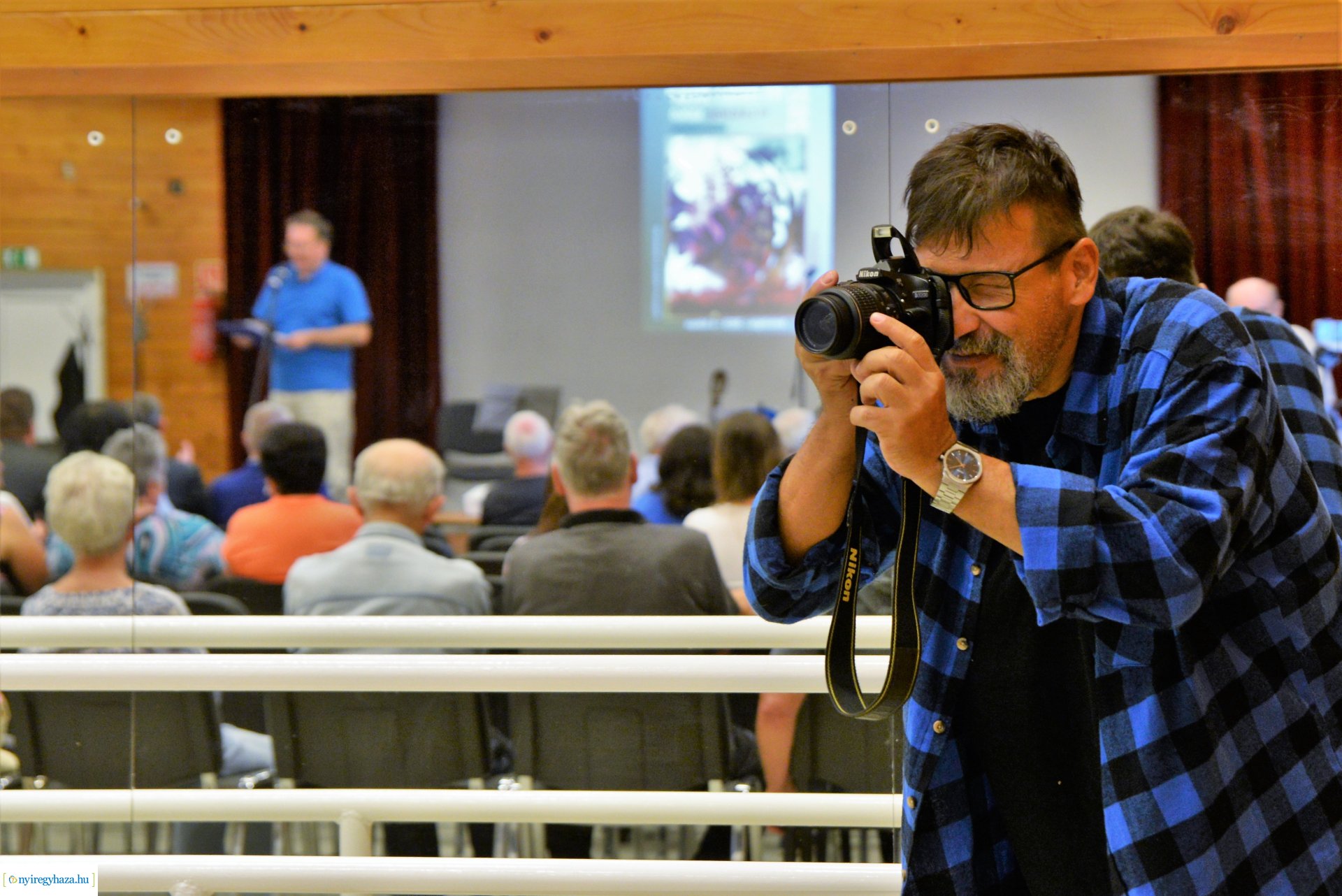 E-antológia bemutató, filmszemle megnyitó a Városmajori Művelődési Házban