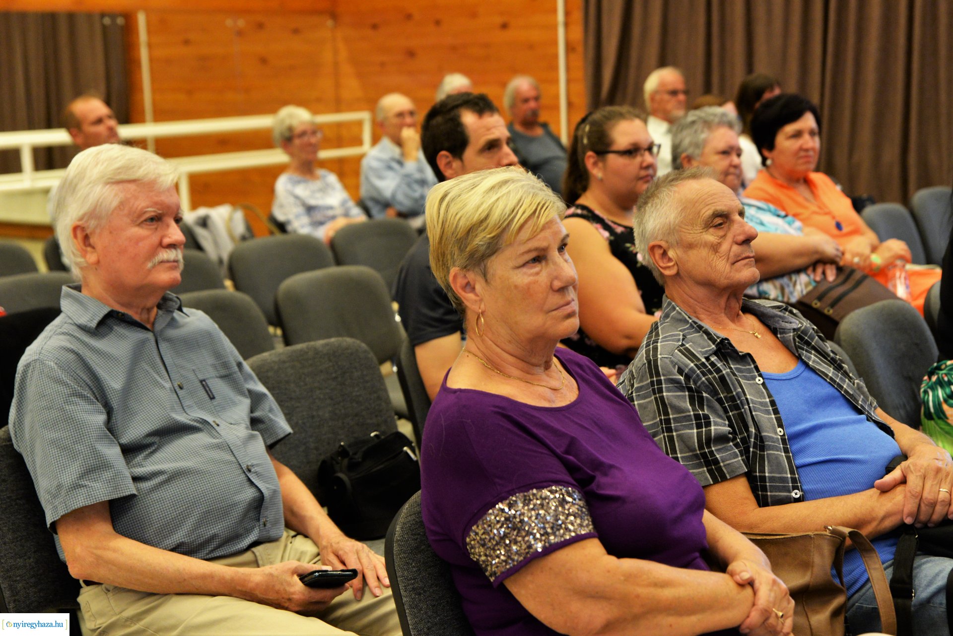 E-antológia bemutató, filmszemle megnyitó a Városmajori Művelődési Házban