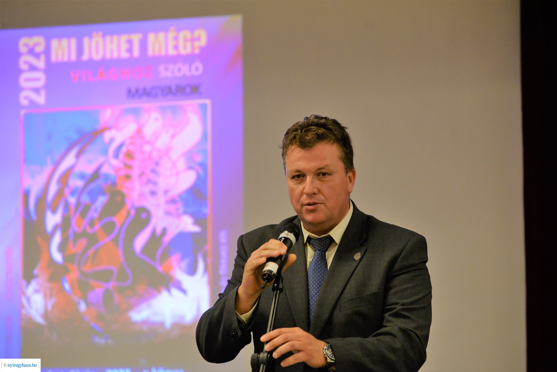 E-antológia bemutató, filmszemle megnyitó a Városmajori Művelődési Házban