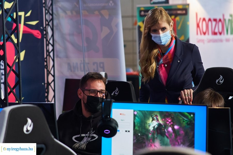 e-sport az Arénában