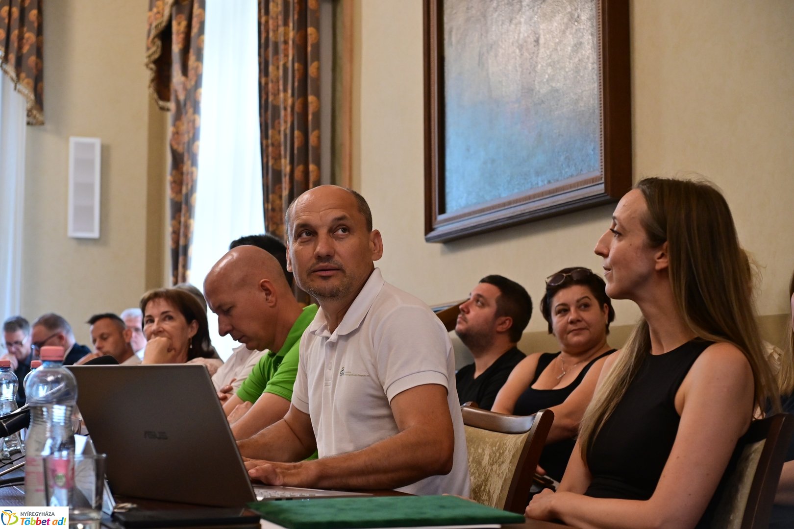 ÉAK sajtótájékoztató a Megyeházán 2026 júliusában