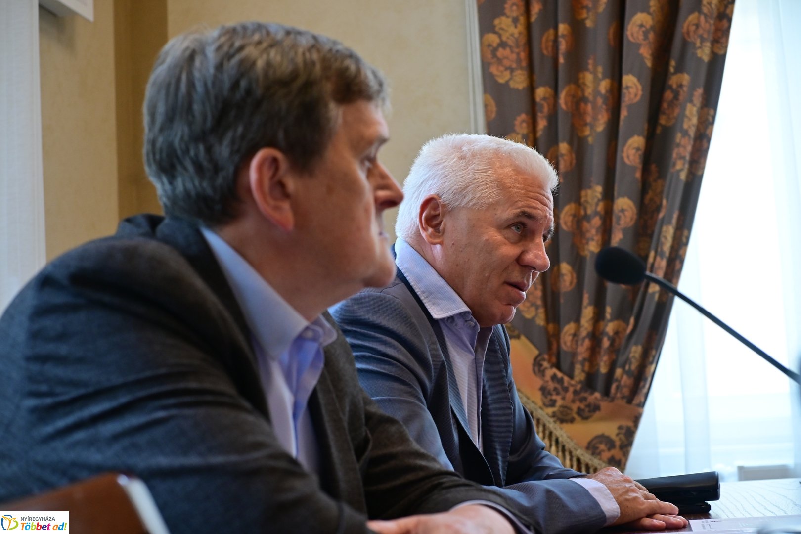 ÉAK sajtótájékoztató a Megyeházán 2026 júliusában