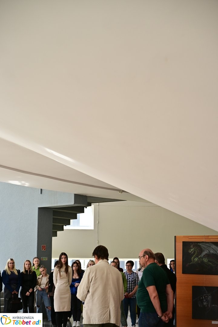 Ecsed Tárlat az egyetemen 2026 áprilisában