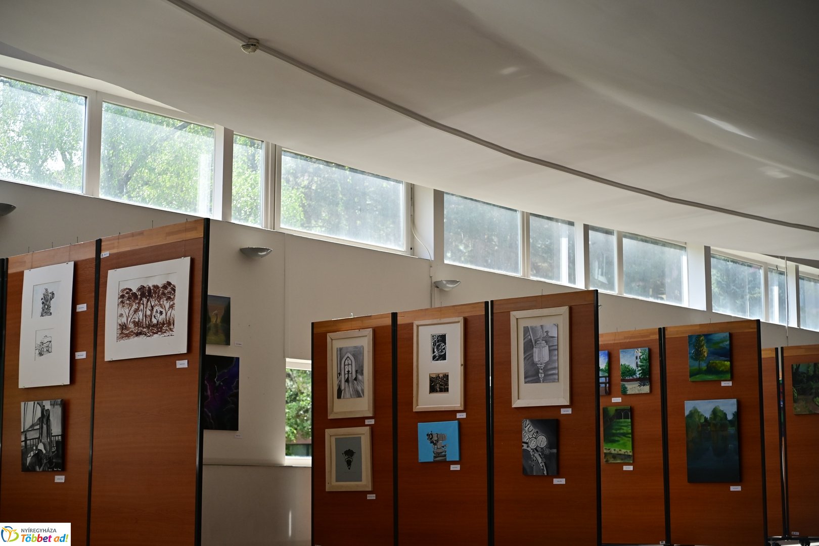 Ecsed Tárlat az egyetemen 2026 áprilisában