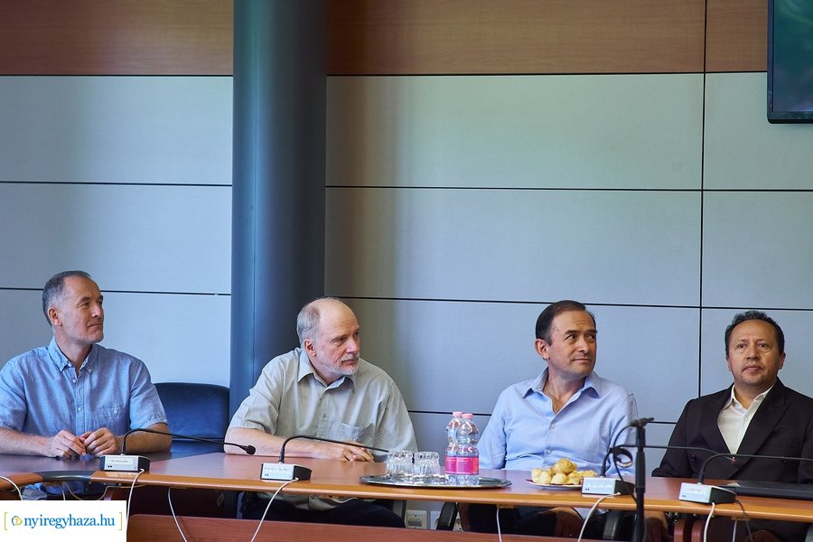 Ecuadori vendégek az egyetemen