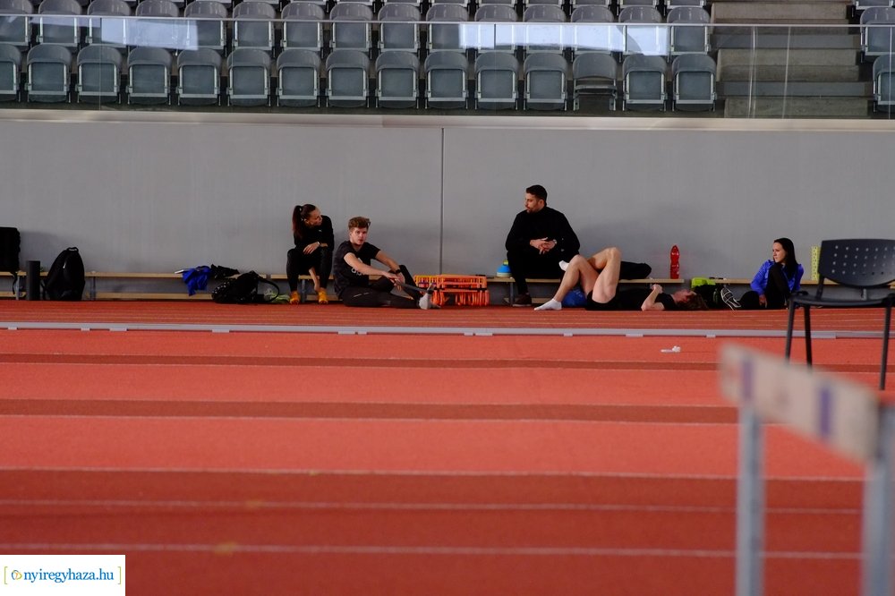 Edzés az Atlétikai Centrumban 20230111