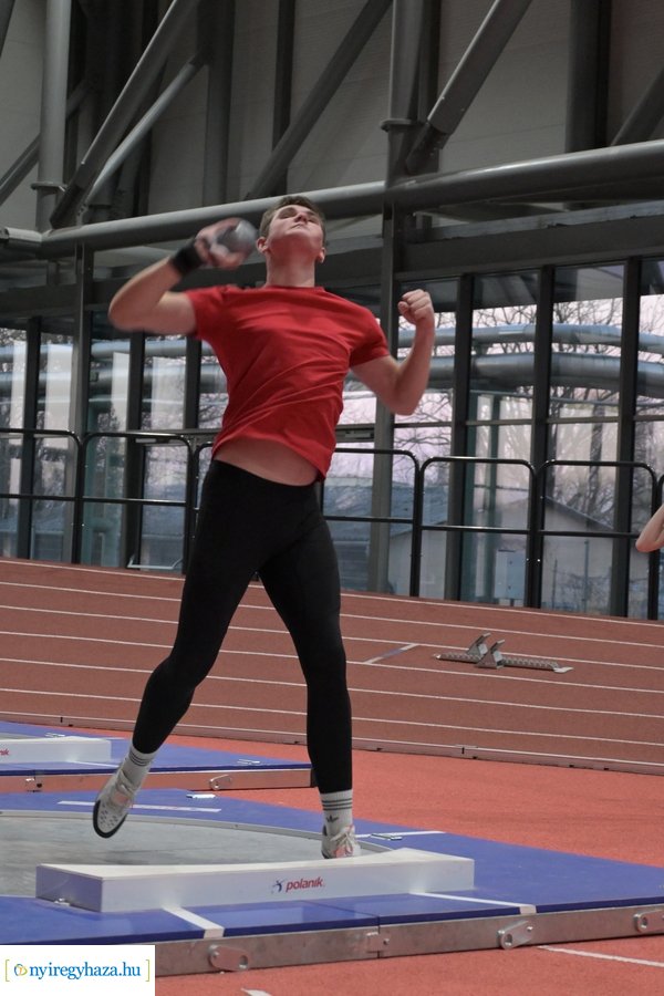 Edzések az Atlétikai Centrumban - 20240110