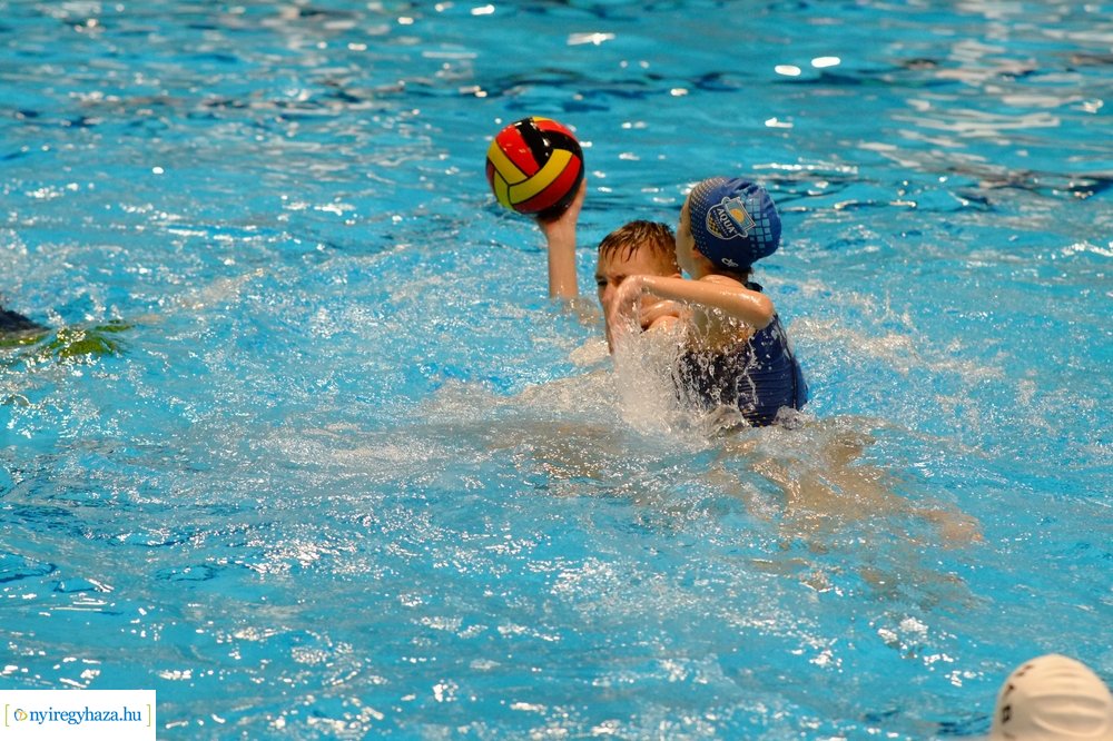 Edzések az Eissmann Városi Uszodában