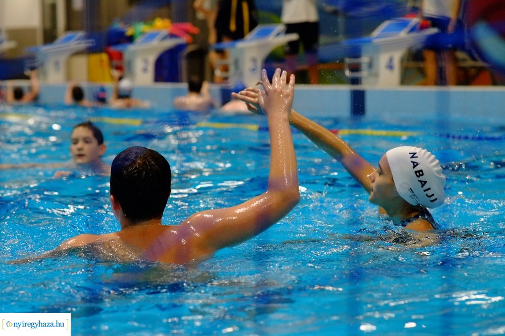 Edzések az Eissmann Városi Uszodában