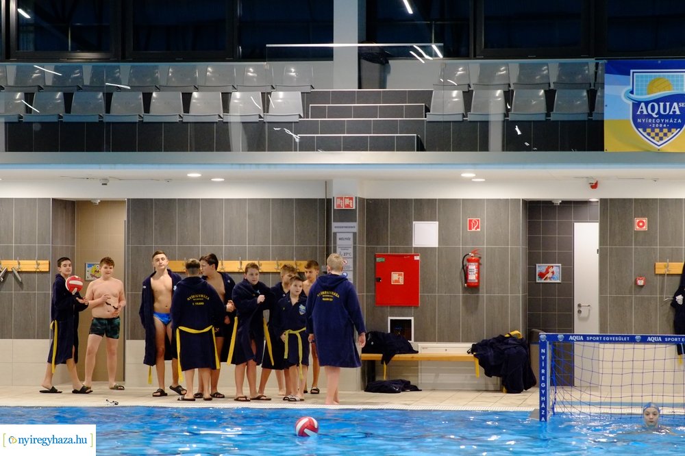Edzések az Eissmann Városi Uszodában