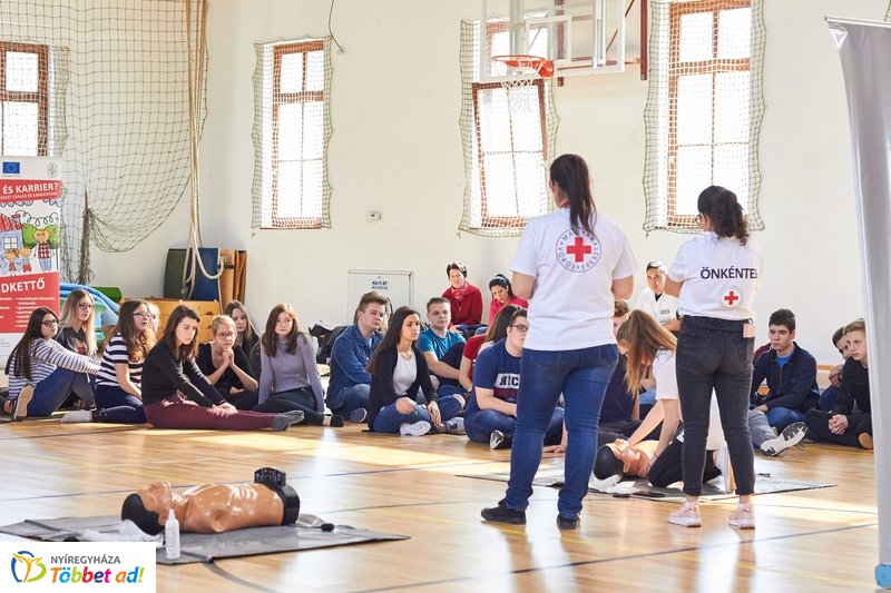 Egészségnap a Kölcsey Ferenc Gimnáziumban