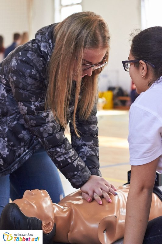 Egészségnap a Kölcsey Ferenc Gimnáziumban