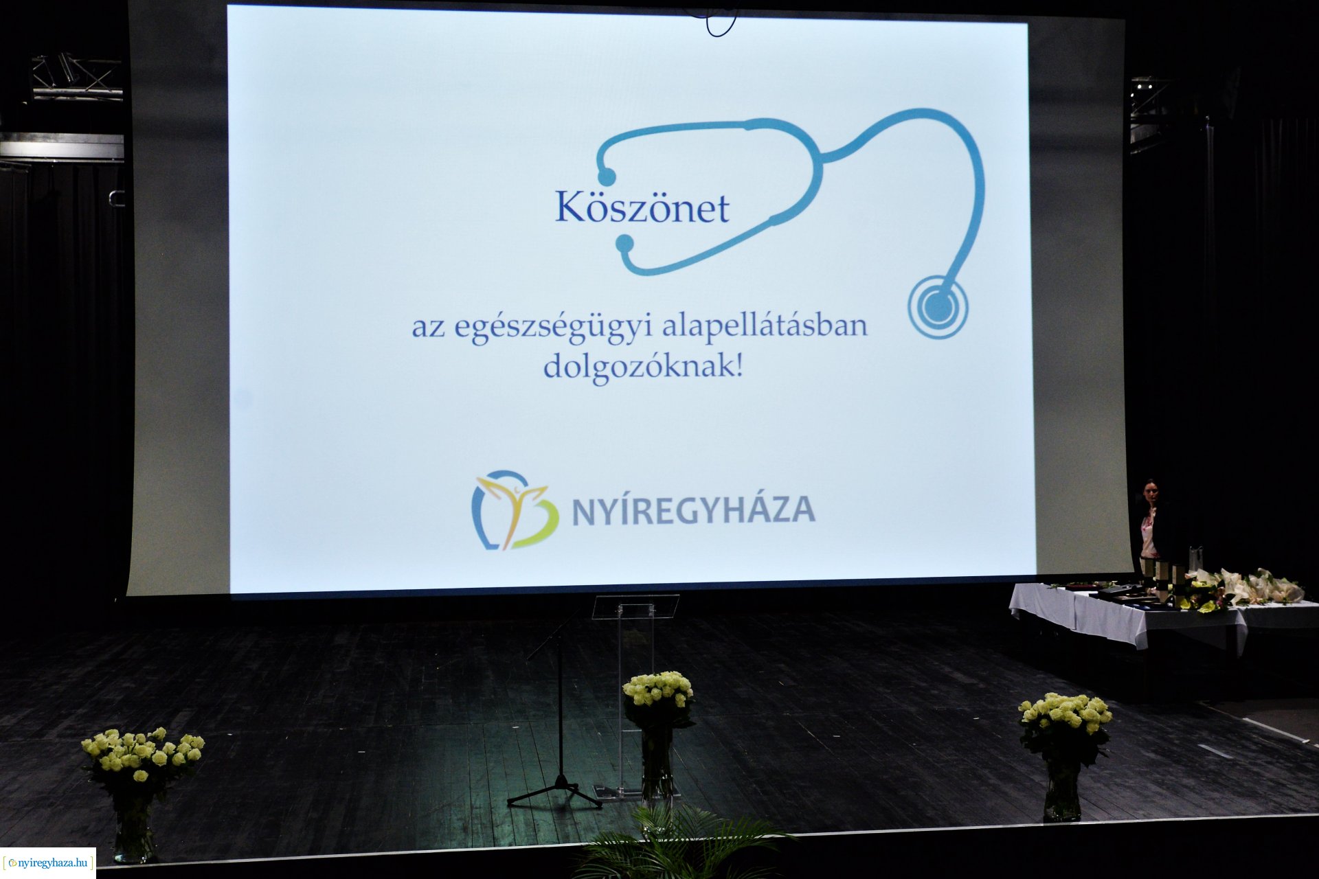 Egészségügyi dolgozók kitüntetés átadása