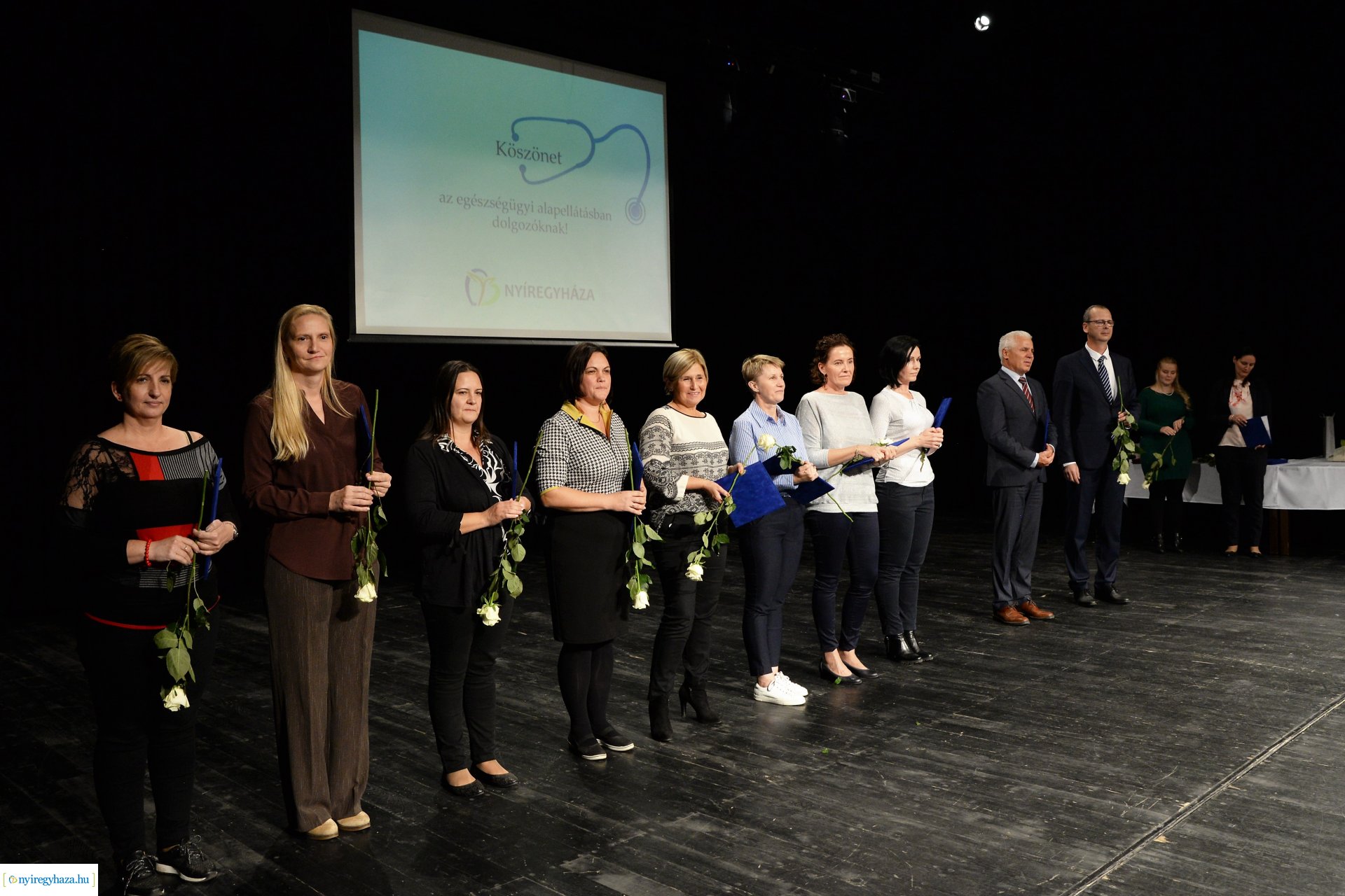 Egészségügyi dolgozók kitüntetés átadása