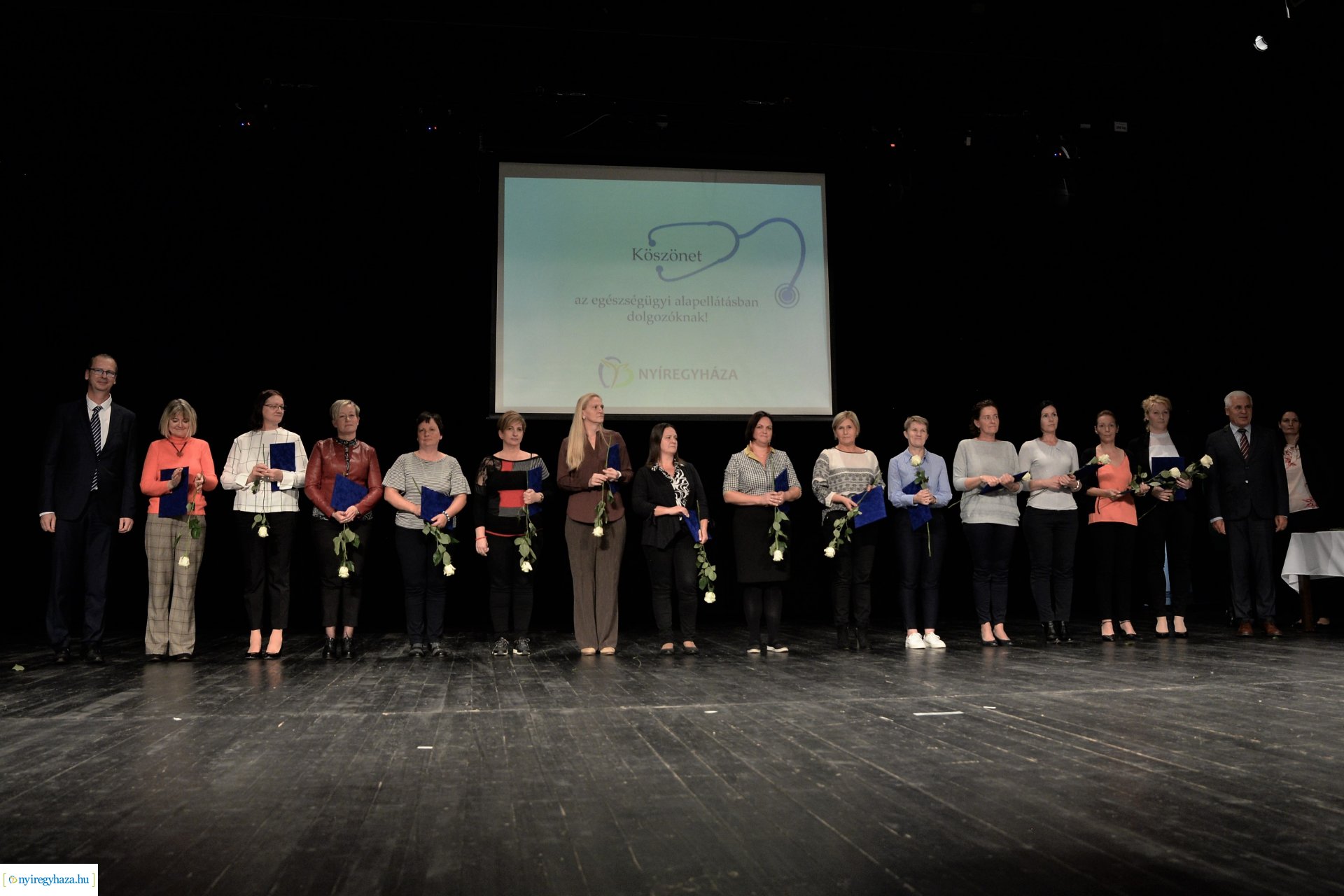 Egészségügyi dolgozók kitüntetés átadása