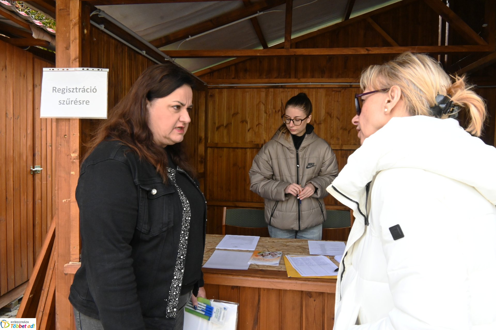 Egészségügyi szűrővizsgálat a Kossuth téren