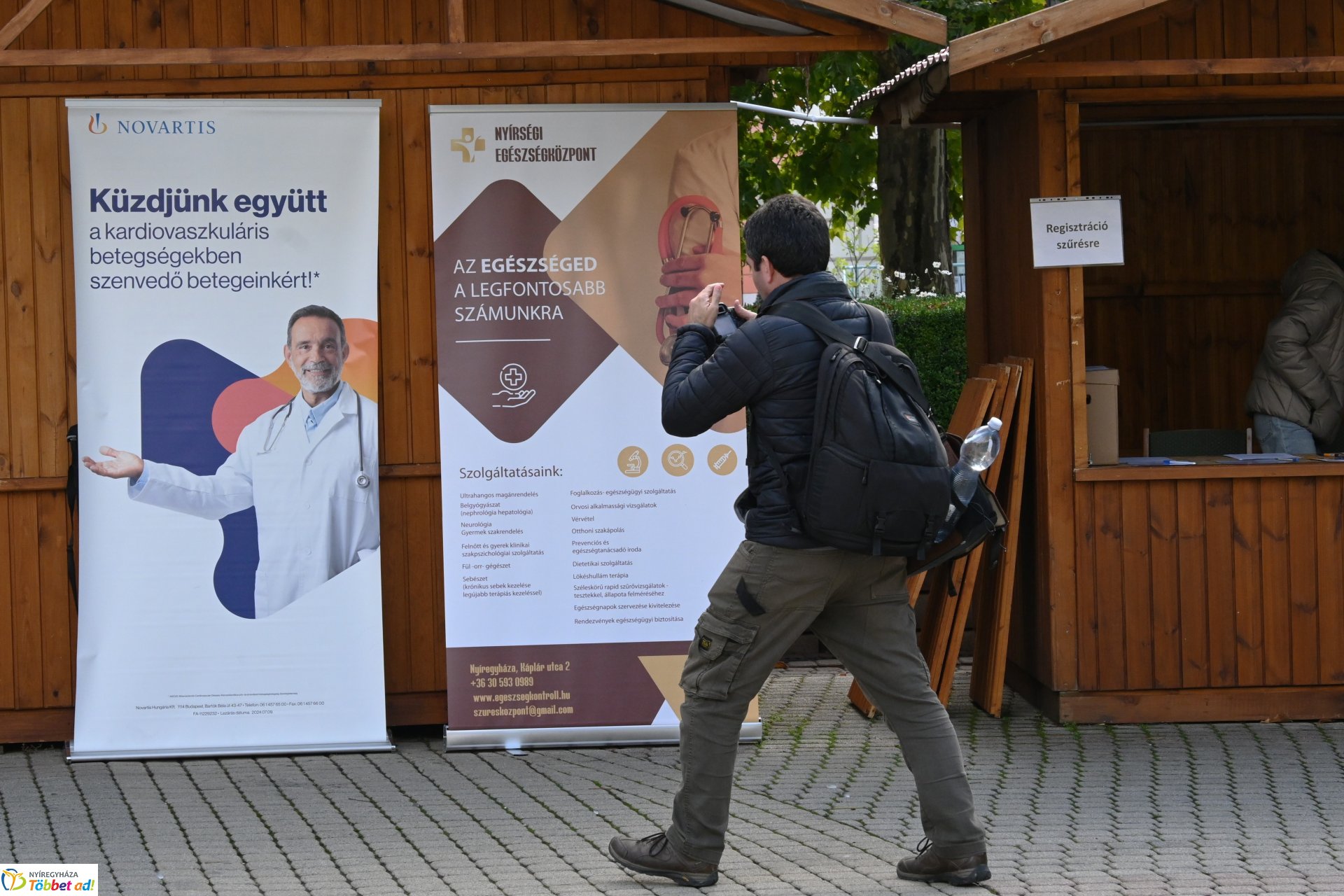 Egészségügyi szűrővizsgálat a Kossuth téren
