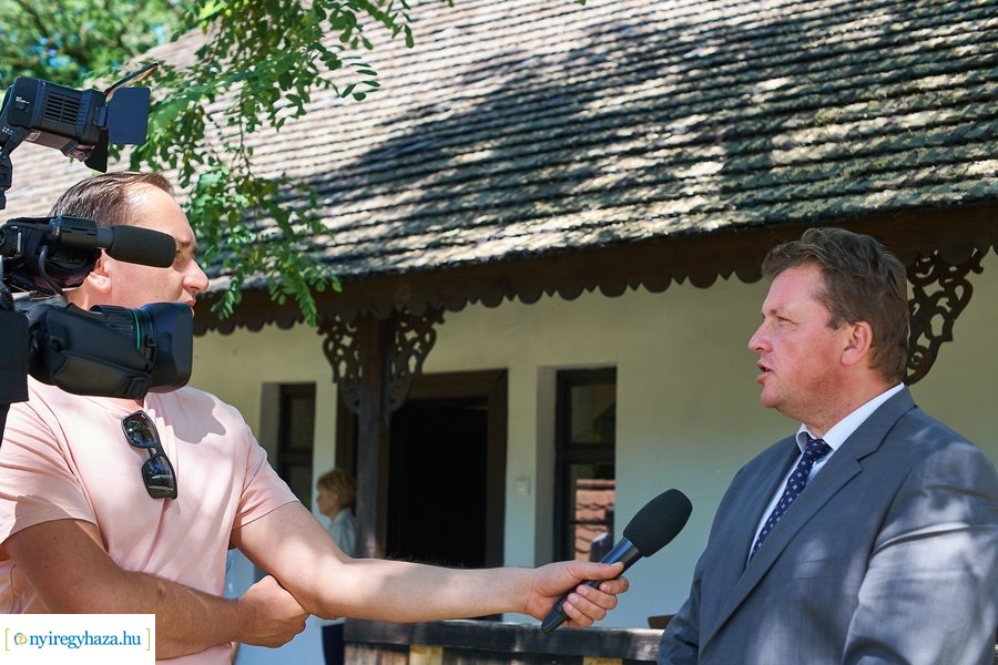 Egy gyűjtő világa - kiállítás megnyitó