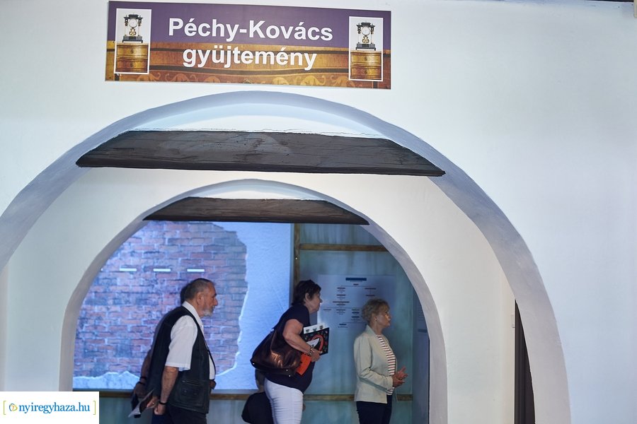 Egy gyűjtő világa - kiállítás megnyitó