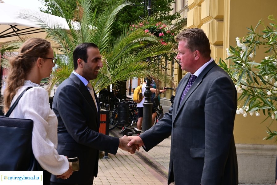 Egyesült Arab Emirátusok nagykövete a Városházán