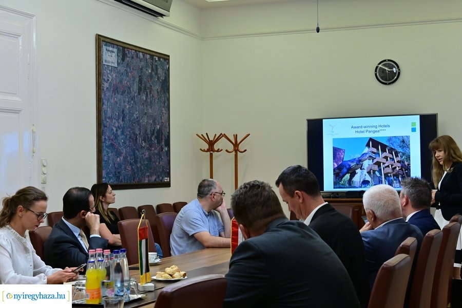 Egyesült Arab Emirátusok nagykövete a Városházán