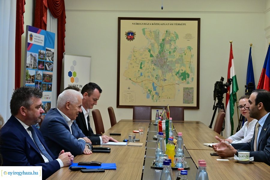 Egyesült Arab Emirátusok nagykövete a Városházán