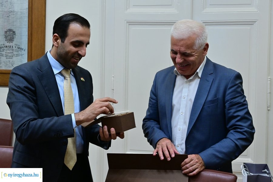 Egyesült Arab Emirátusok nagykövete a Városházán