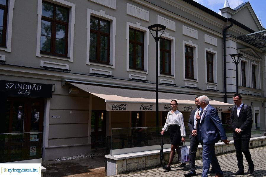 Egyesült Arab Emirátusok nagykövete a Városházán